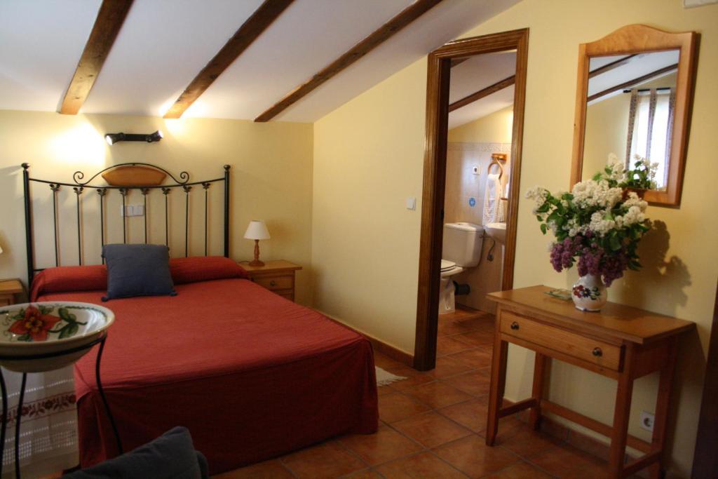 Hostal La Balquina Чинчон Экстерьер фото