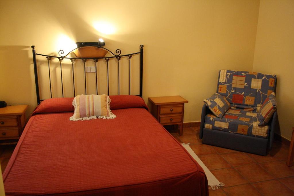 Hostal La Balquina Чинчон Экстерьер фото